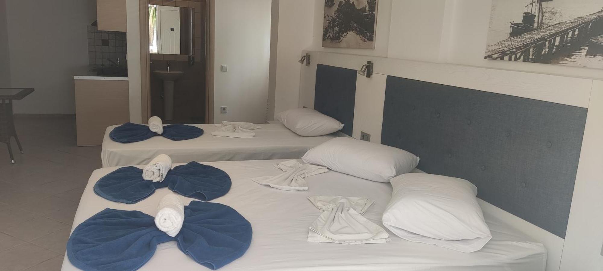 Angelos Apartment